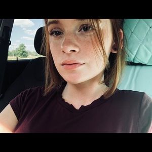 Meet your Posher, Abbey